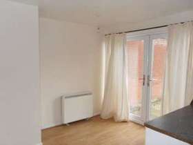 3 bedroom Terraced f...