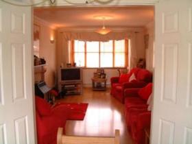 5 bedroom Detached f...