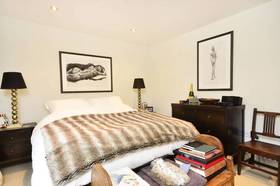 2 bedroom Flat to re...