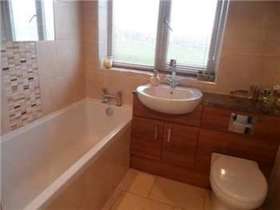 2 bedroom Semi-Detac...