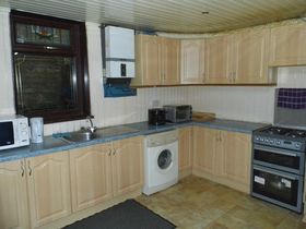 4 bedroom Terraced f...