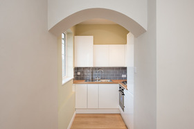 1 bedroom Flat to re...