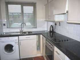 2 bedroom Flat to re...