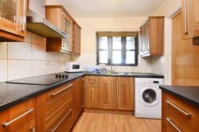 3 bedroom Detached t...