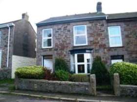 3 bedroom End of Ter...