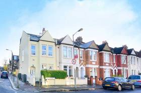 4 bedroom Detached f...