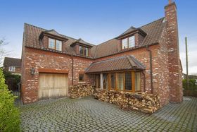 4 bedroom Detached f...