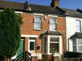 2 bedroom Terraced t...