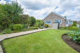 2 bedroom Detached f...