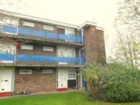 1 bedroom Flat for s...