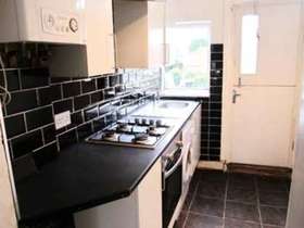 2 bedroom Flat to re...