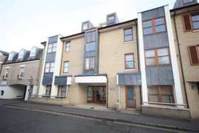 1 bedroom Property t...