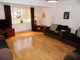 4 bedroom Detached f...