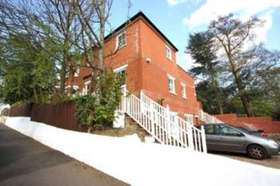 4 bedroom Semi-Detac...