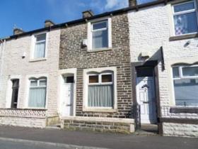 2 bedroom Terraced t...