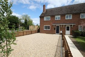 3 bedroom Property t...