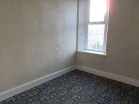 2 bedroom Maisonette...