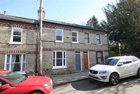 4 bedroom Property t...