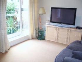 2 bedroom Flat to re...