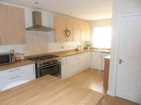 3 bedroom Terraced f...