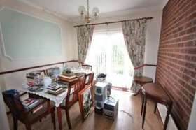 4 bedroom Semi-Detac...