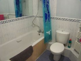 2 bedroom Flat to re...