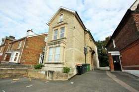 1 bedroom Flat for s...