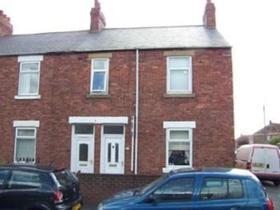 1 bedroom Flat for s...