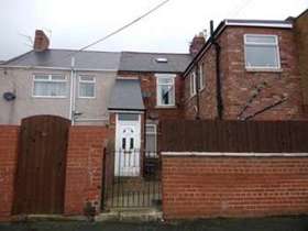 2 bedroom Flat for s...