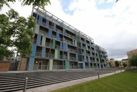 1 bedroom Property t...