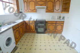 4 bedroom Flat to re...