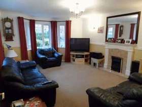 4 bedroom Detached f...