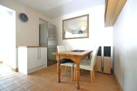 2 bedroom Detached t...