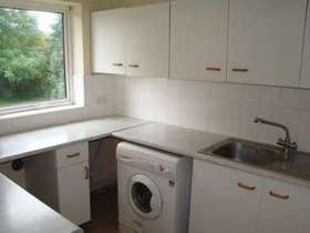 2 bedroom Flat to re...