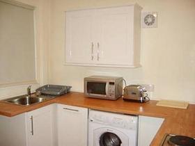 4 bedroom Detached t...