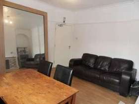 3 bedroom Terraced f...