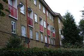 2 bedroom Maisonette...