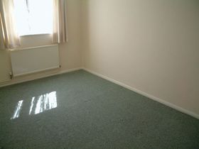 1 bedroom Flat for s...