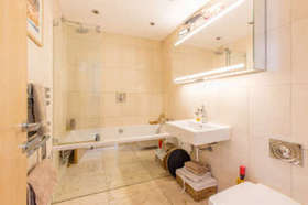 2 bedroom Apartment...
