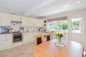 4 bedroom Semi-Detac...