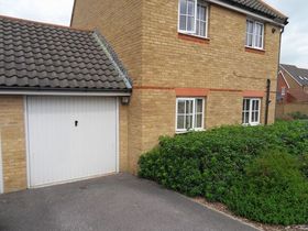 2 bedroom Flat for s...