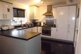 3 bedroom Detached t...