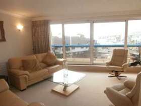 3 bedroom Flat for s...