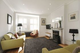 4 bedroom Semi-Detac...