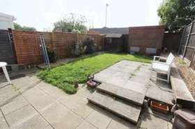 1 bedroom Terraced f...