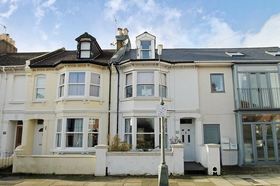 3 bedroom Terraced f...