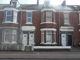 1 bedroom Property t...