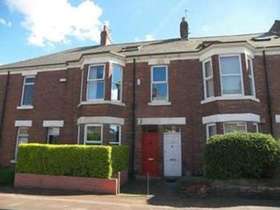 4 bedroom Maisonette...