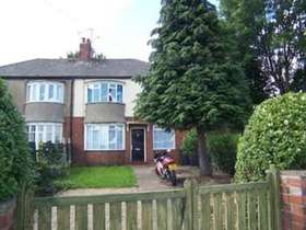 2 bedroom Flat for s...