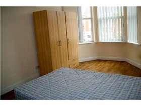 3 bedroom Flat to re...